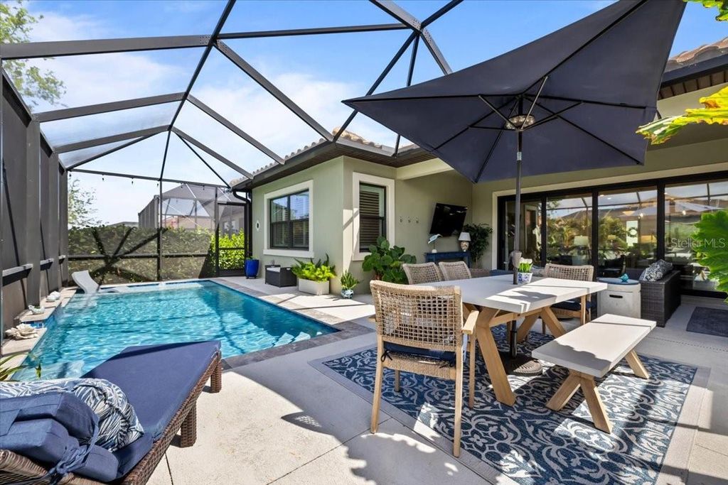 Photo of 2214 5th Street E, Palmetto, FL 34221 (MLS # TB8495056)