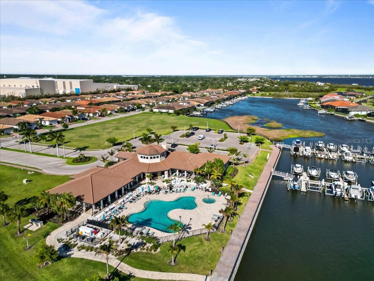 SANCTUARY COVE - Residential