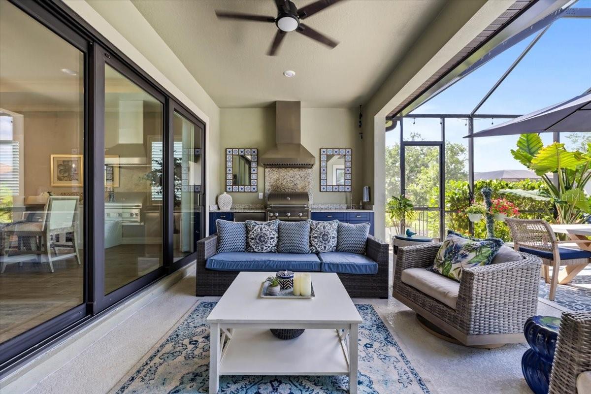 SANCTUARY COVE - Residential