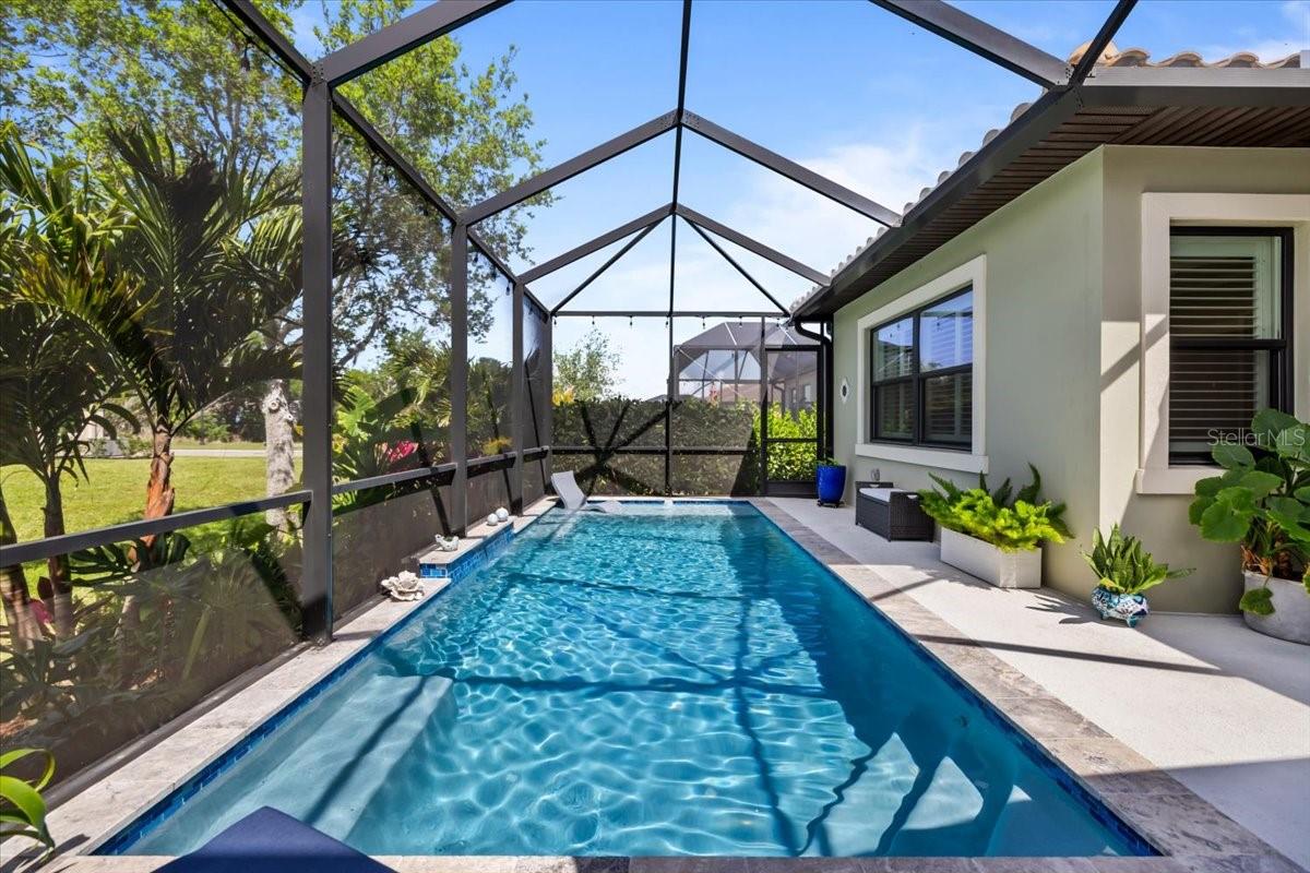 SANCTUARY COVE - Residential