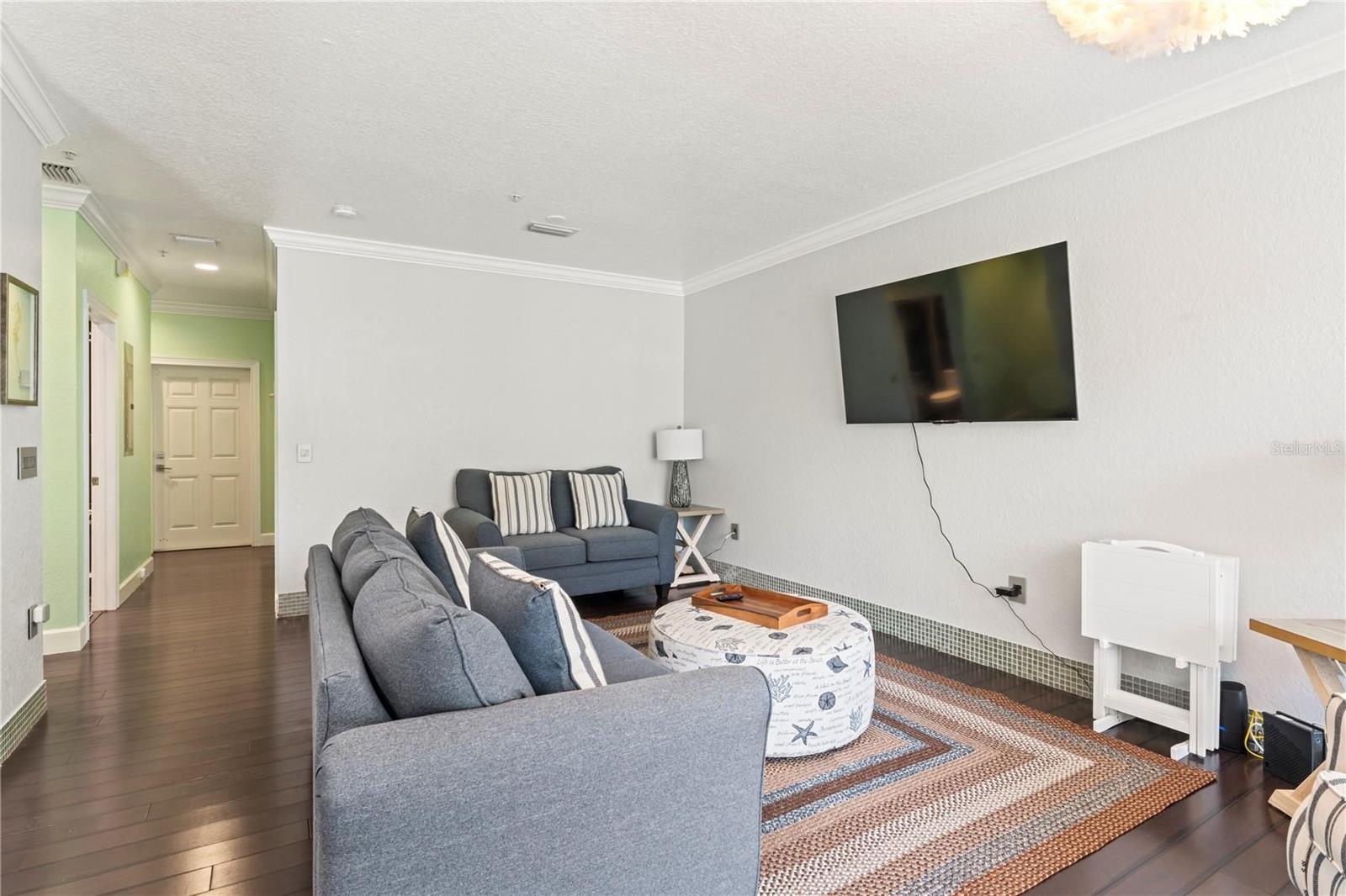 BEACH PARADISE LANDINGS CONDO - Residential