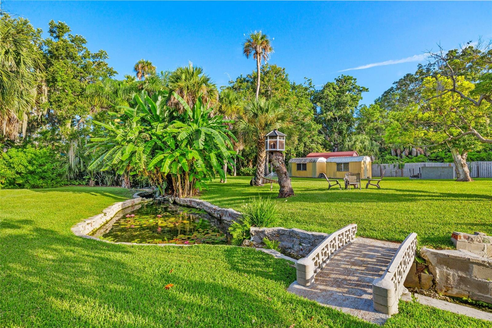 SHIPWATCH YACHT CLUB - Residential