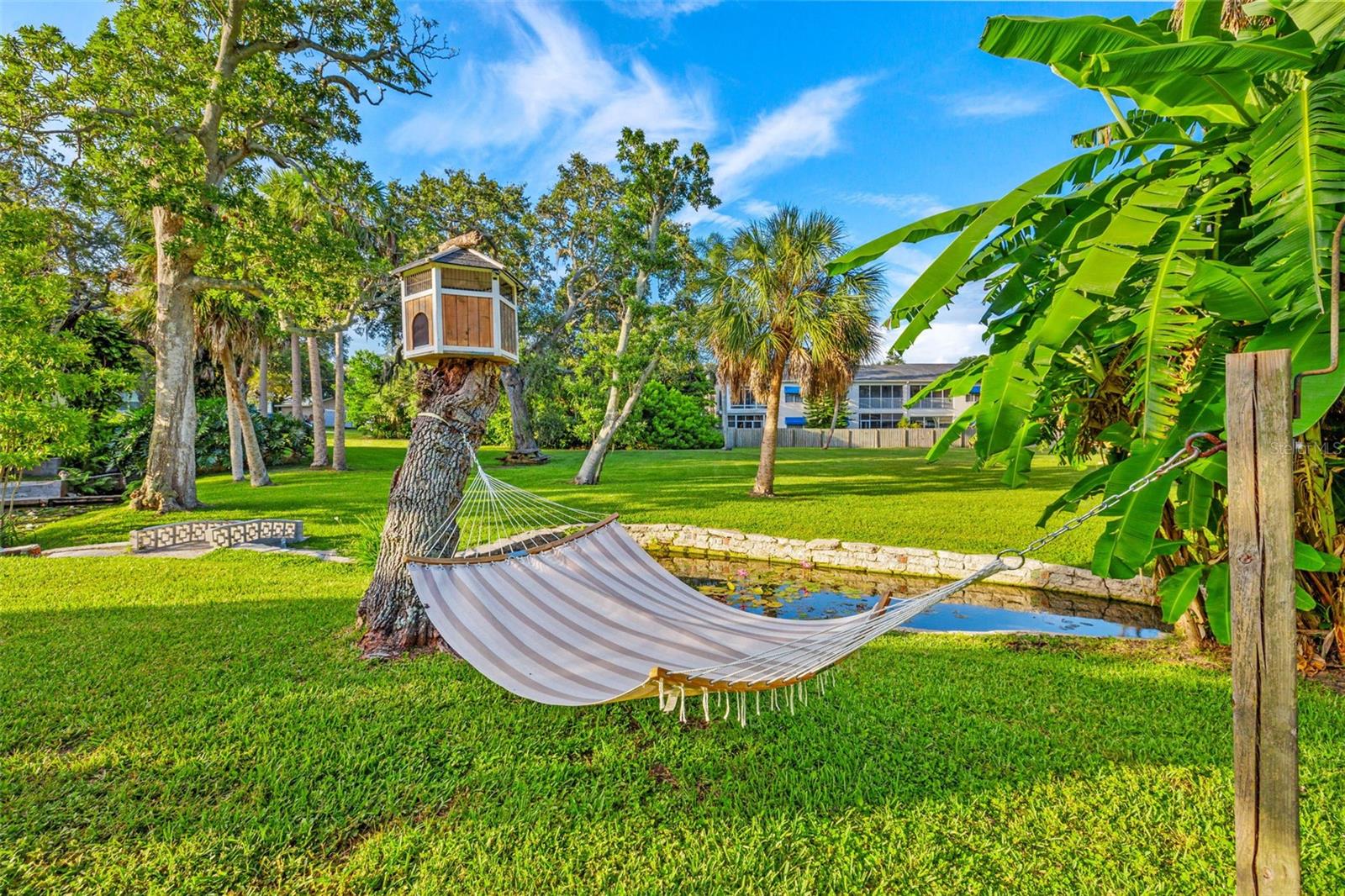 SHIPWATCH YACHT CLUB - Residential