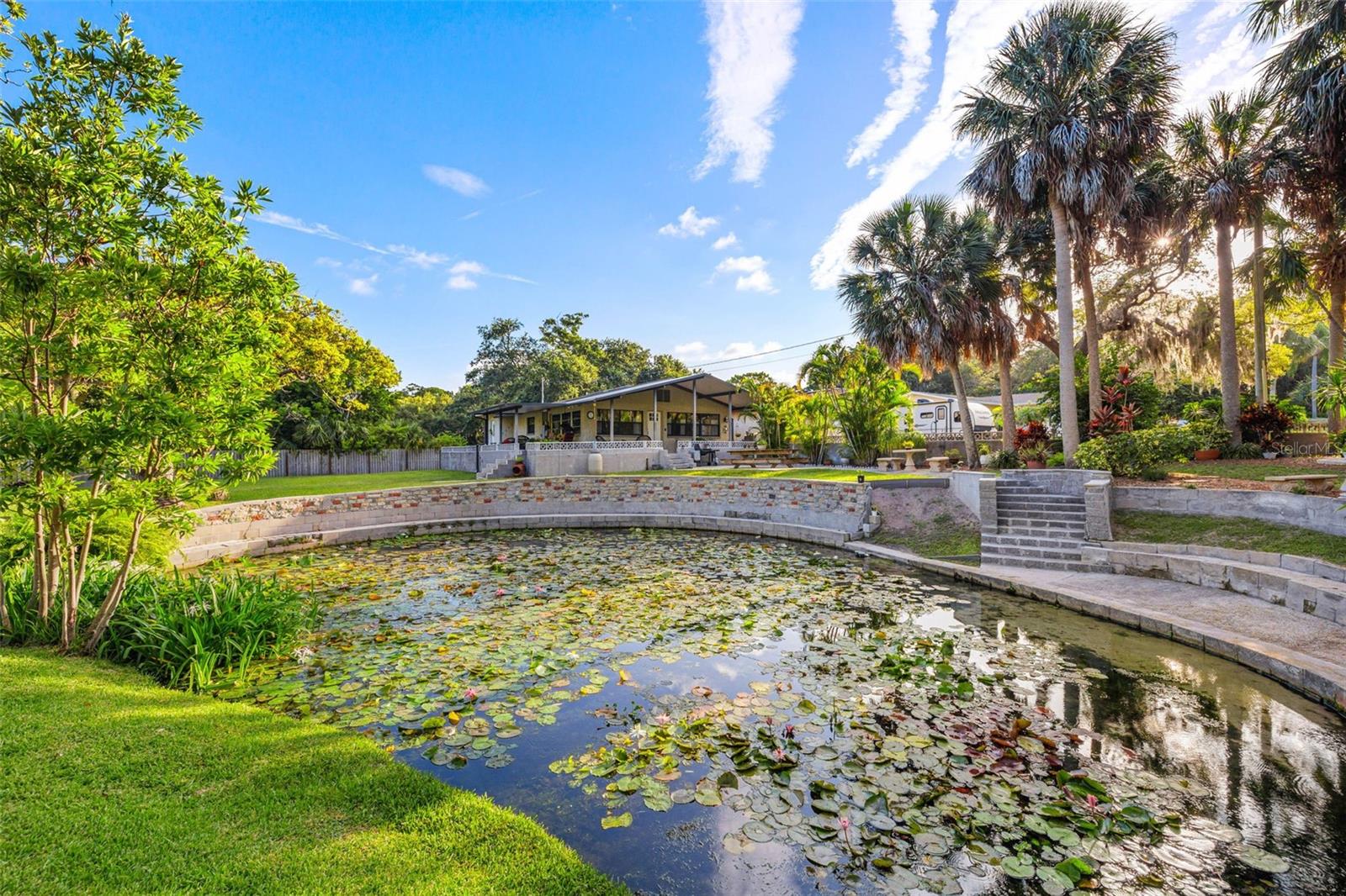 SHIPWATCH YACHT CLUB - Residential