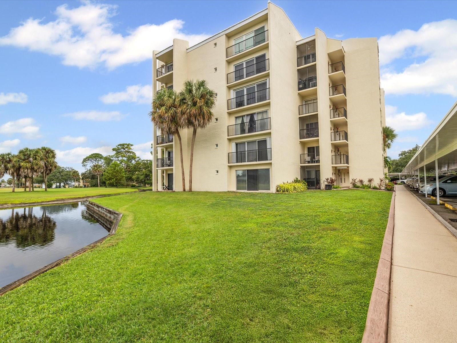 PENTHOUSE GREENS - Residential