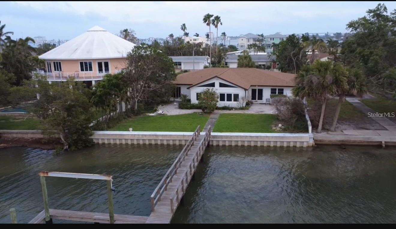 BOCA CIEGA ISLE - Residential