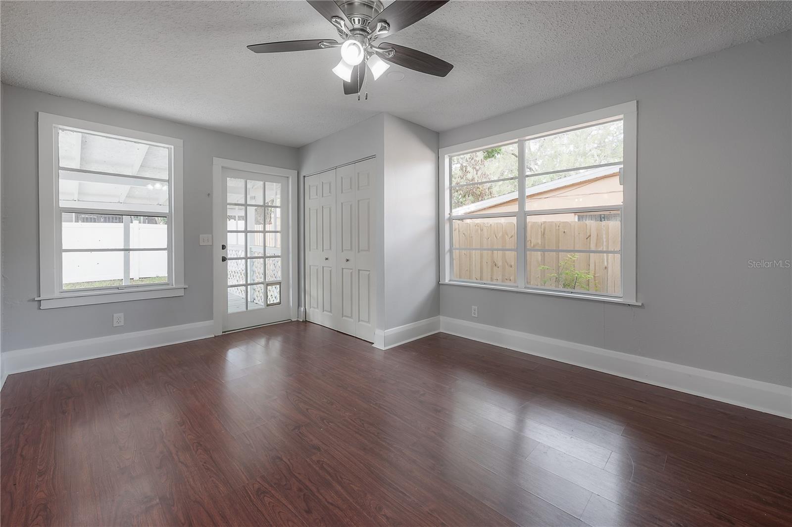 EVELYN CITY - Residential