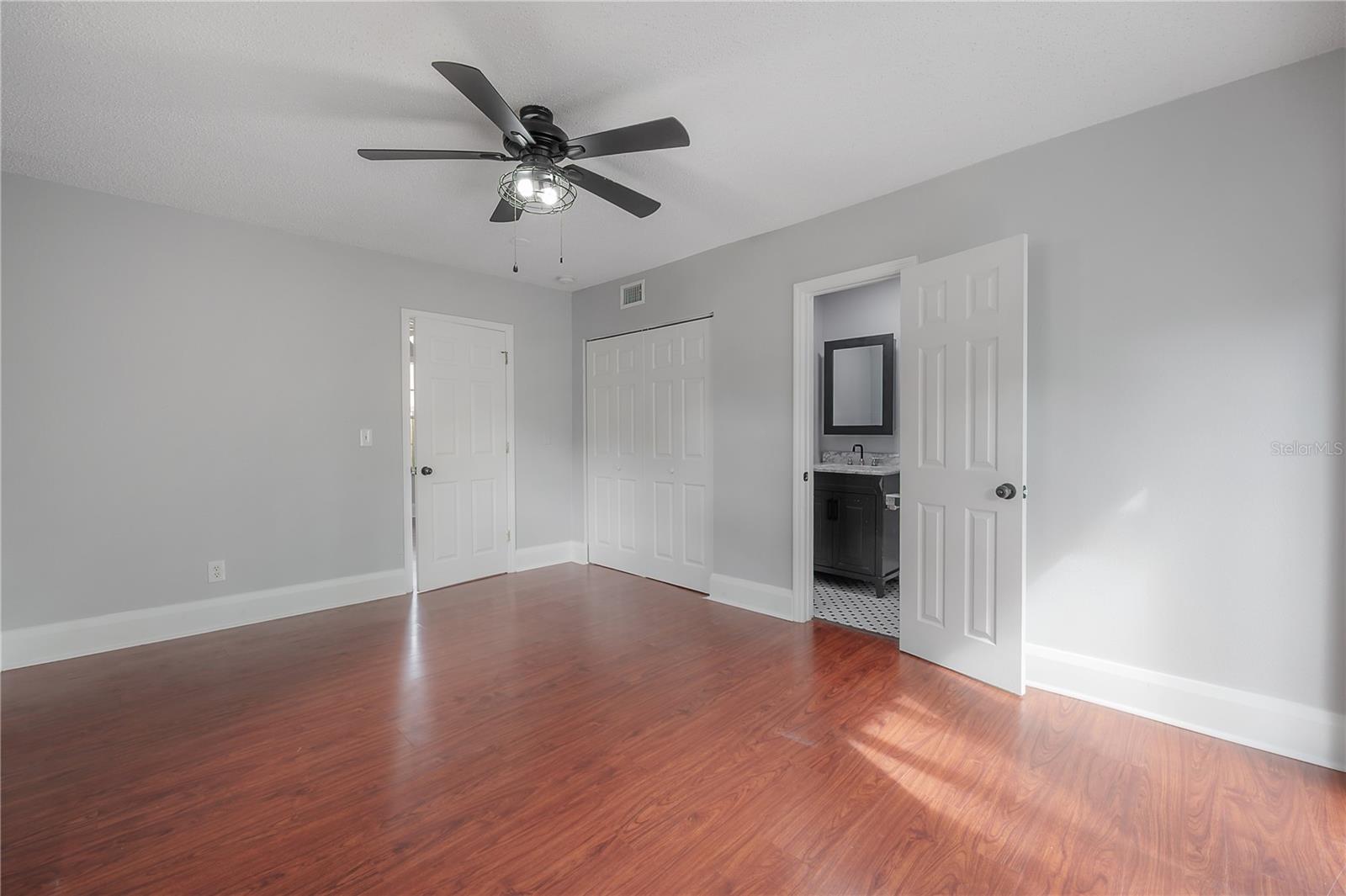 EVELYN CITY - Residential