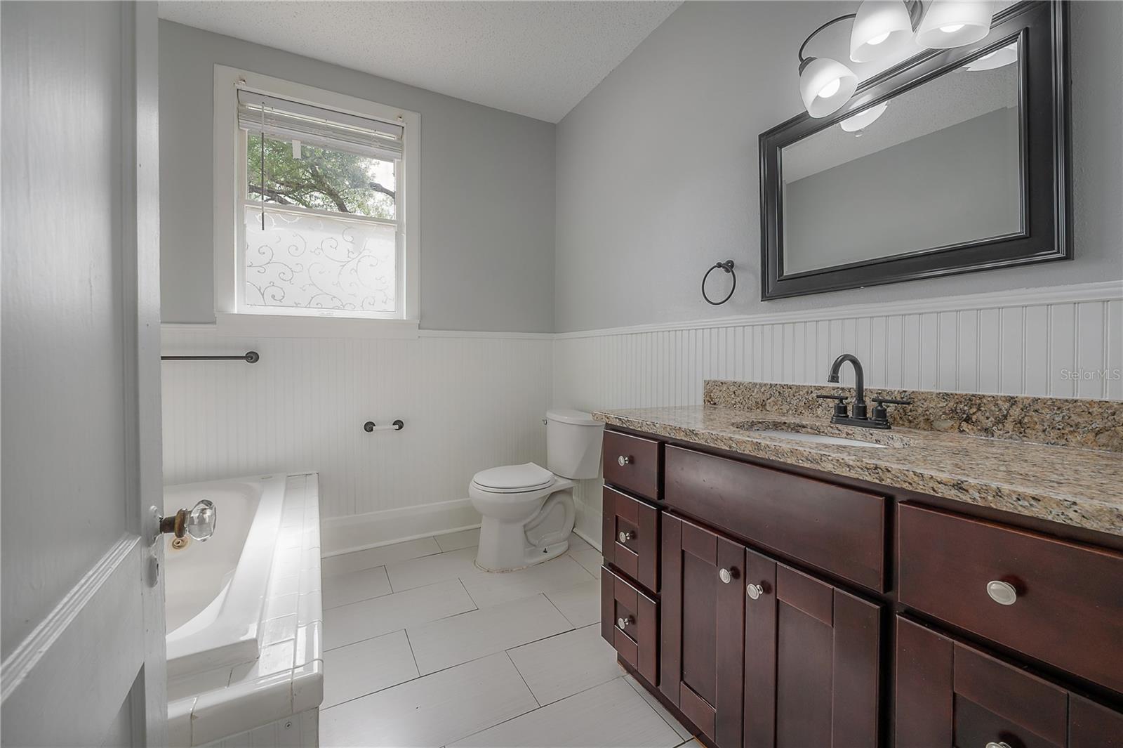 EVELYN CITY - Residential