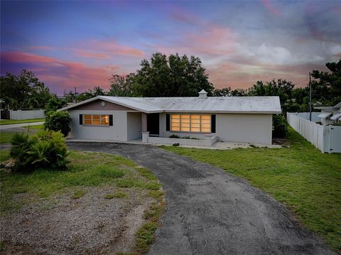 617 CADIZ ROAD VENICE FL 34285