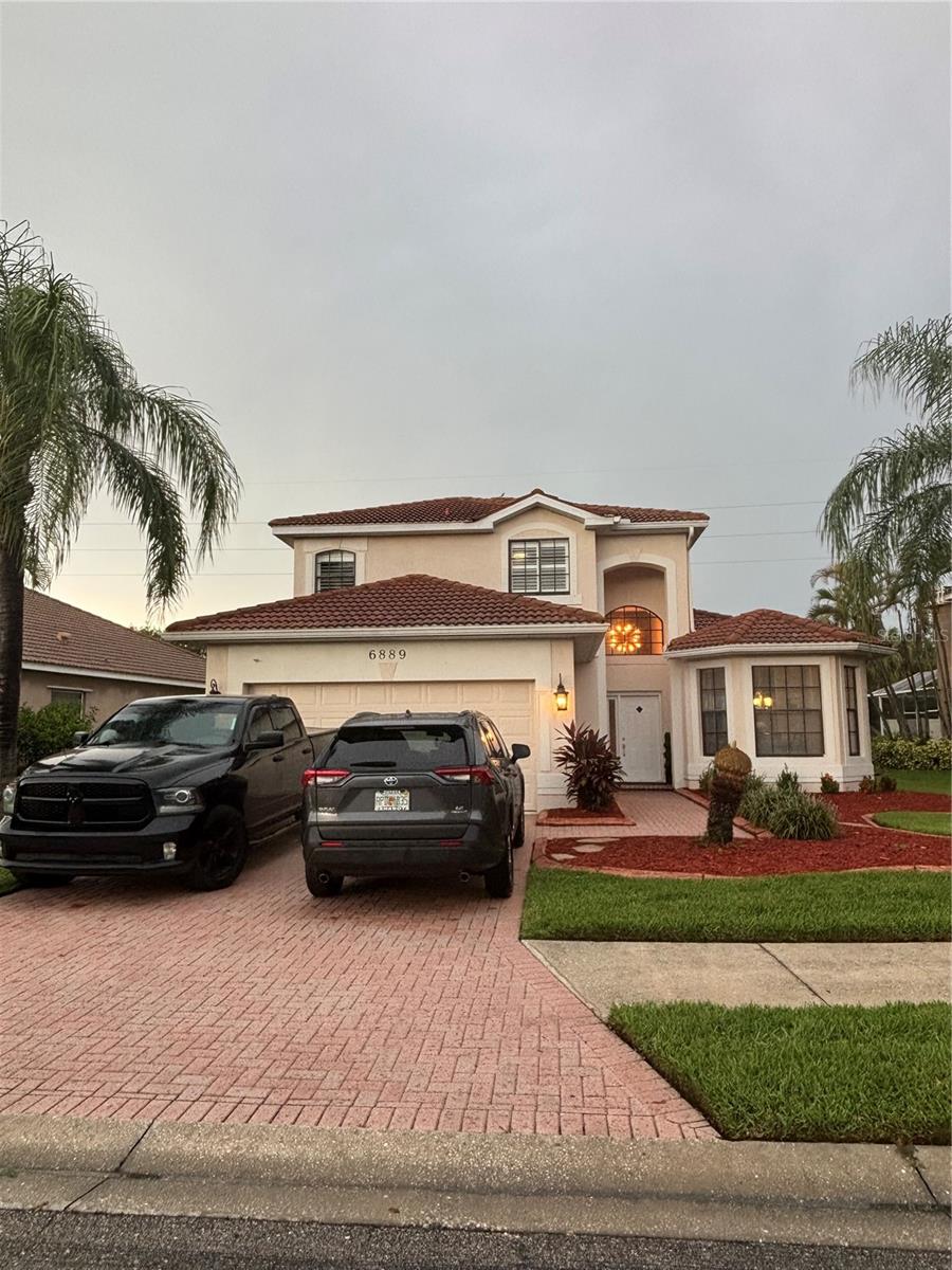 Gorgeous residence located in the great community River Place, this community offers a club house and a pool that all residence can use.
This luxury home has 2 story, 4 bedrooms, 2.5 bath, 2 car garage with enormous pool and spa, pavered driveway, barrel title roof, chery cabinets. The layout is just perfect with the master bedroom and bathroom in the first floor and being separate from the other bedrooms, giving the master suite more privacy. This perfect gem is an immaculate residence near by the beautiful golf course at Tara. Great district schools.