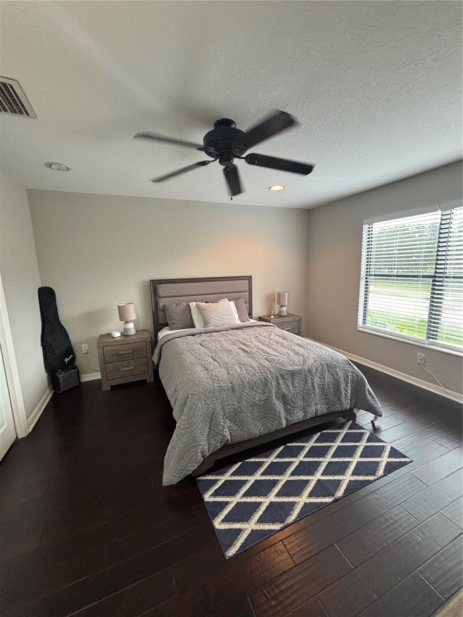 RIVER PLACE - Residential