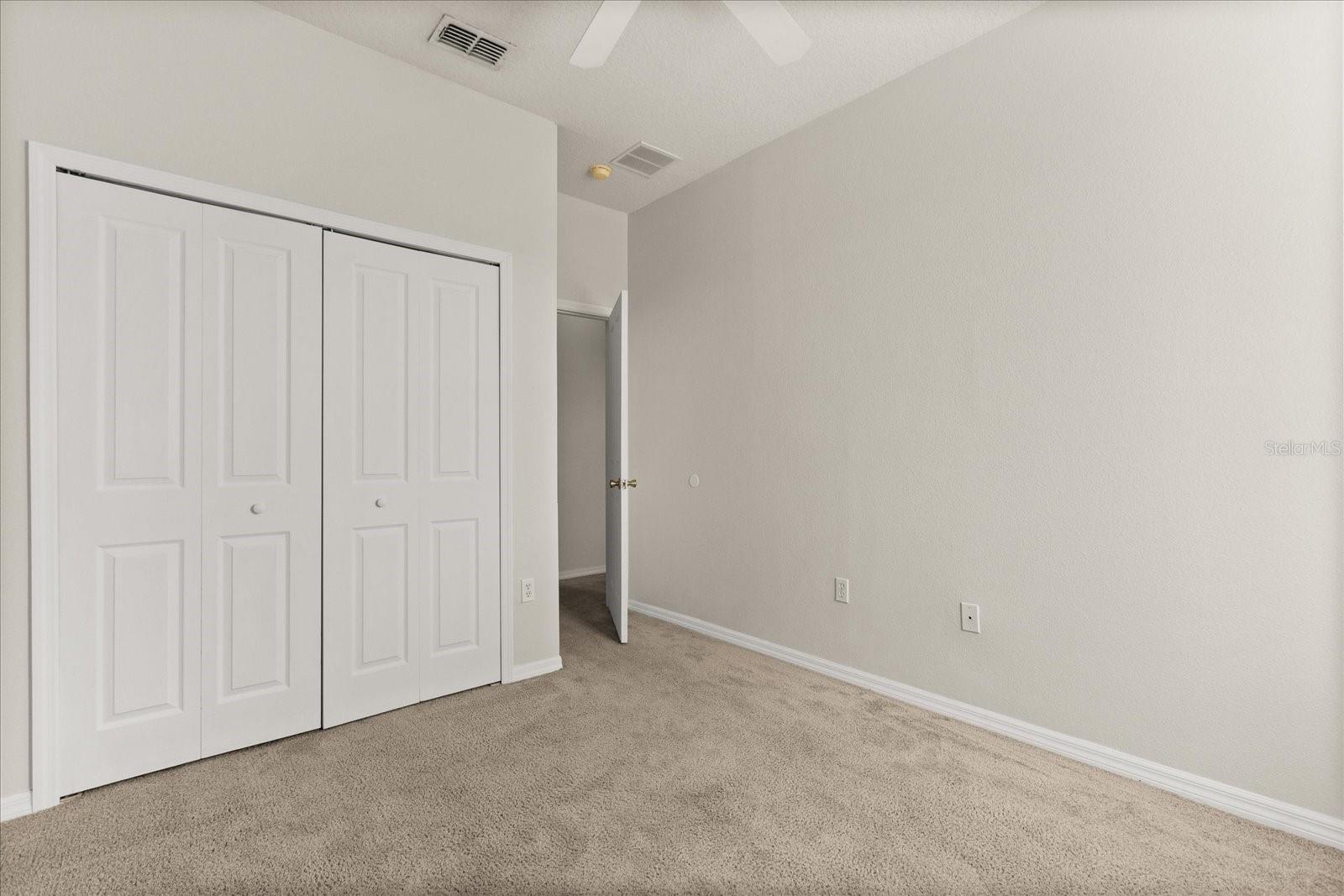 WINDWOOD BAY PH 01 - Residential Lease