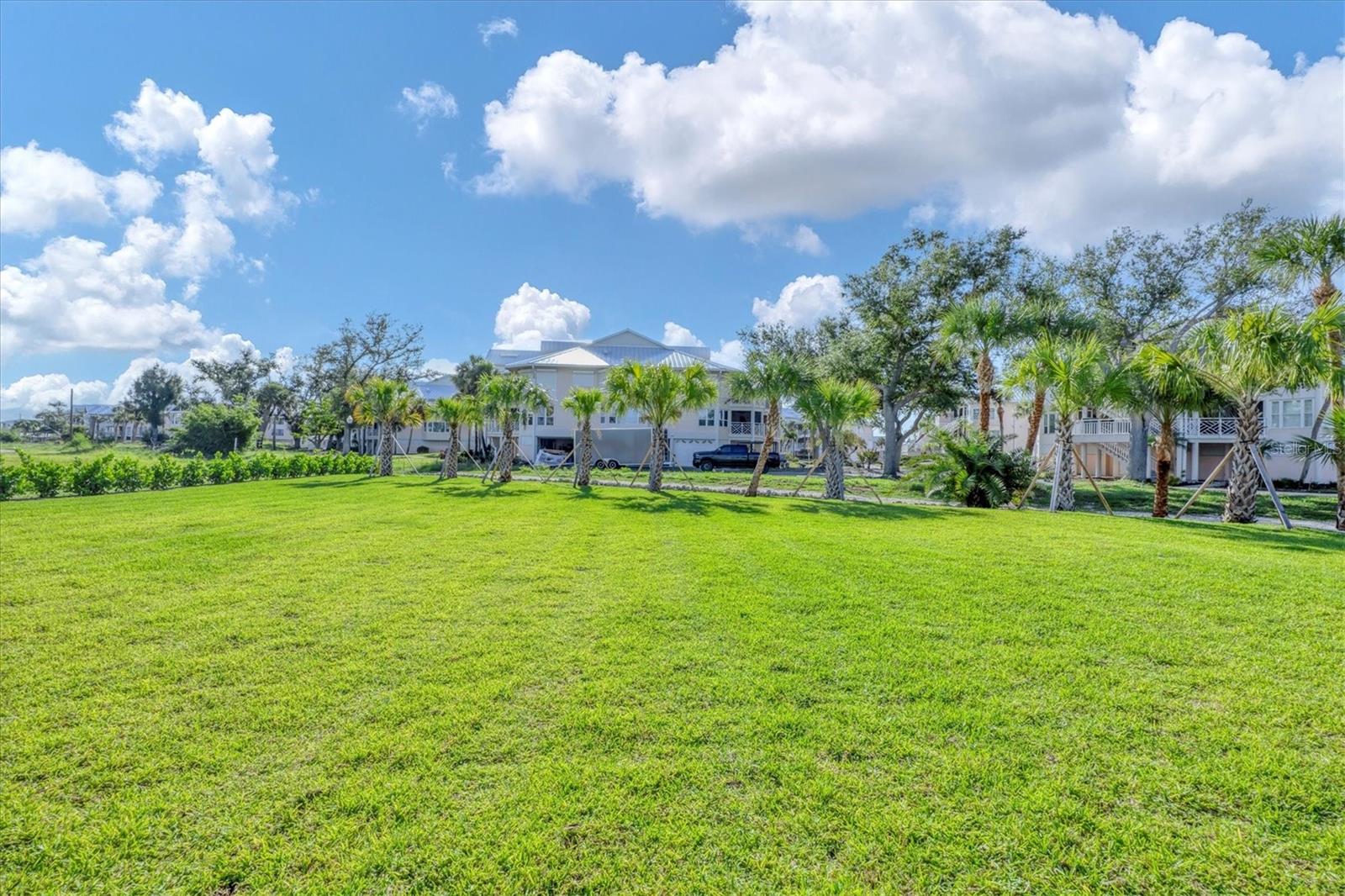 CAPE HAZE RESUB BLK U - Residential Lease