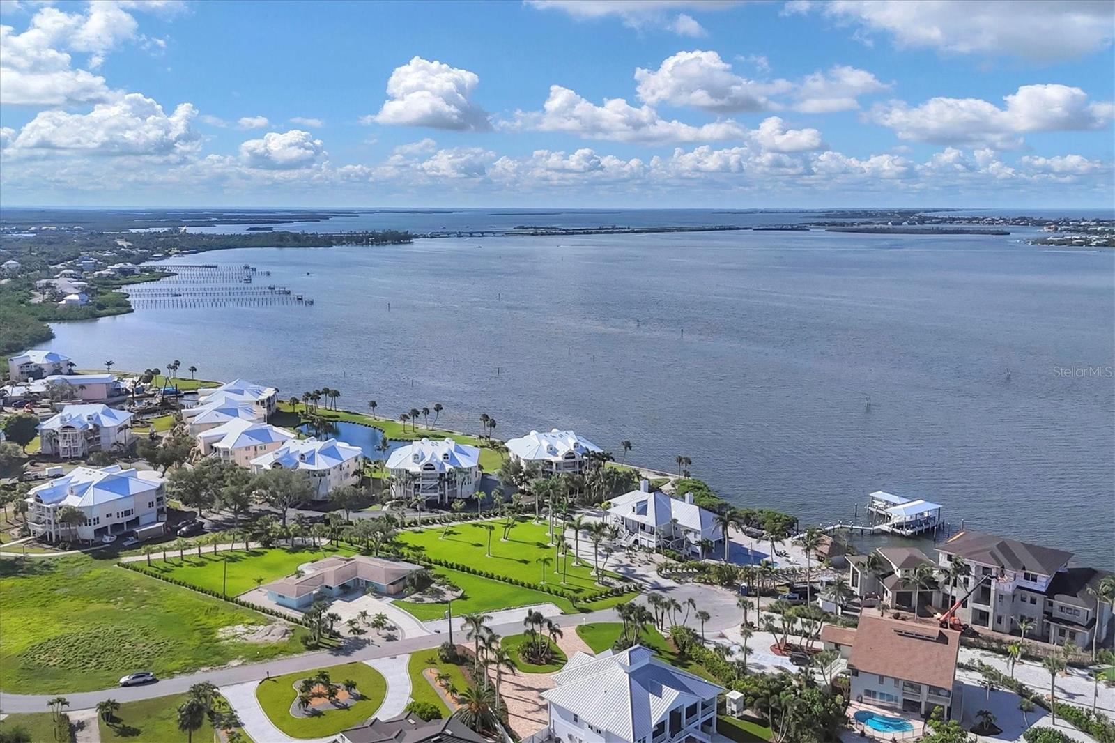 CAPE HAZE RESUB BLK U - Residential Lease