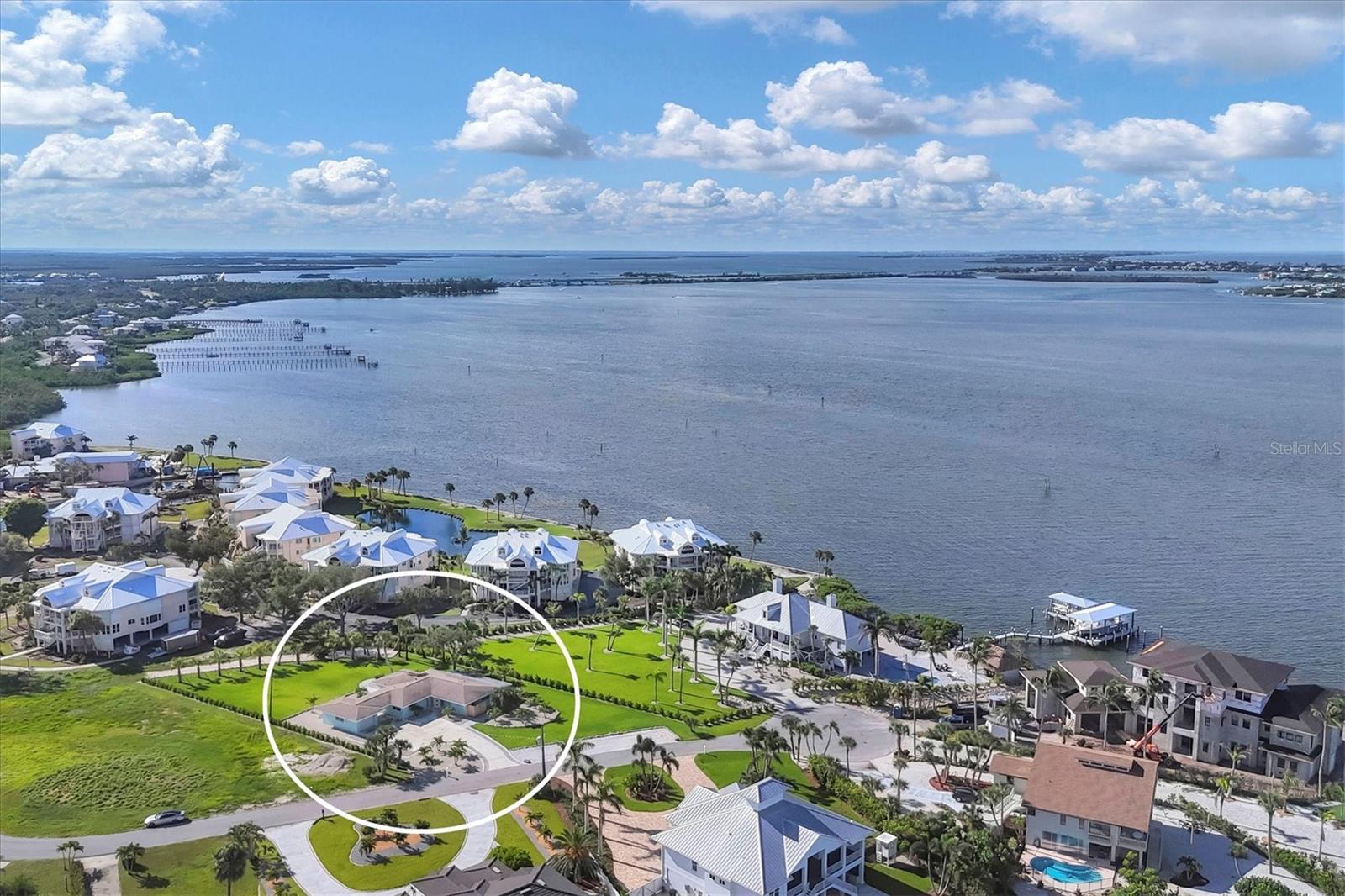 CAPE HAZE RESUB BLK U - Residential Lease