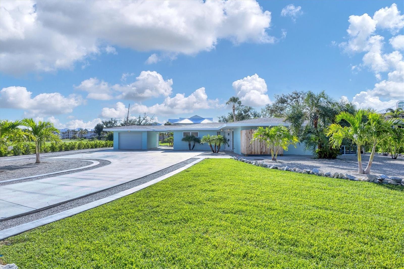 CAPE HAZE RESUB BLK U - Residential Lease