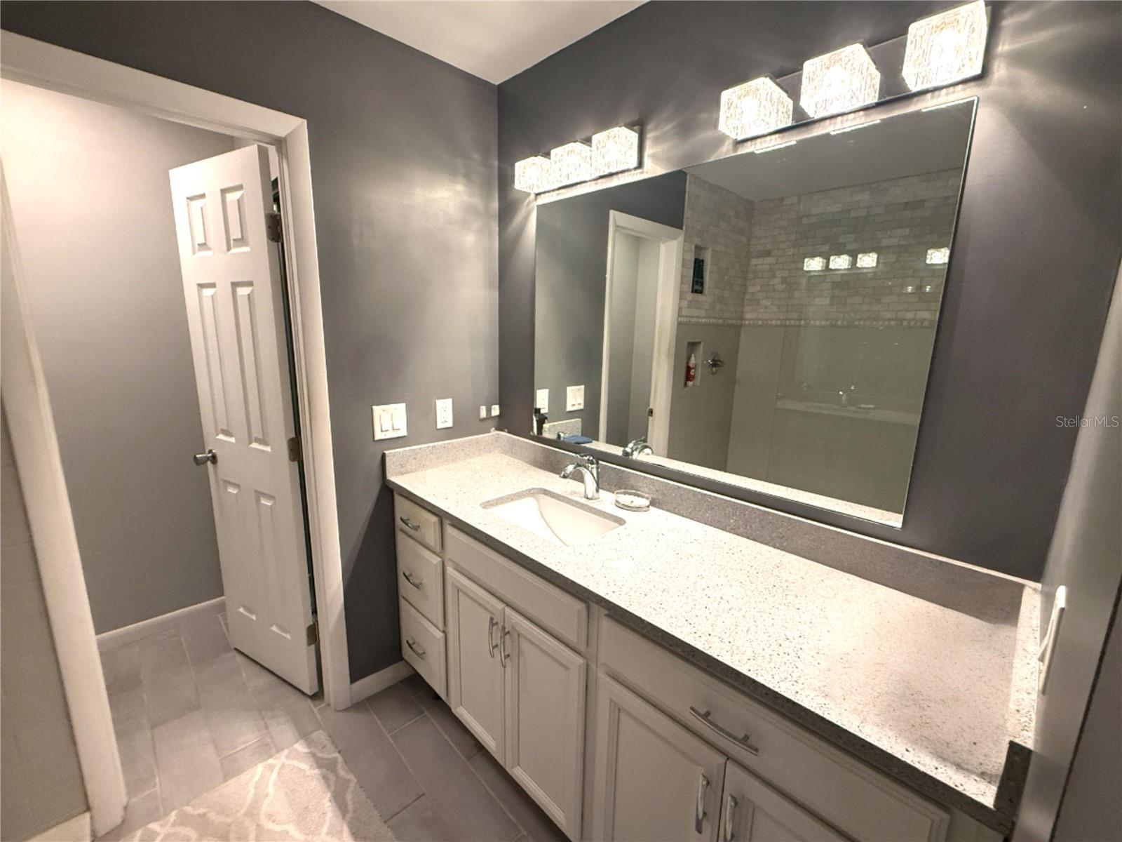 7348 BROOKVIEW CIRCLE