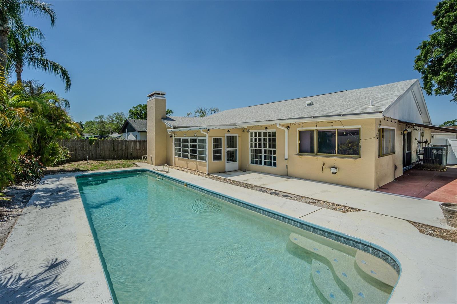 7348 BROOKVIEW CIRCLE