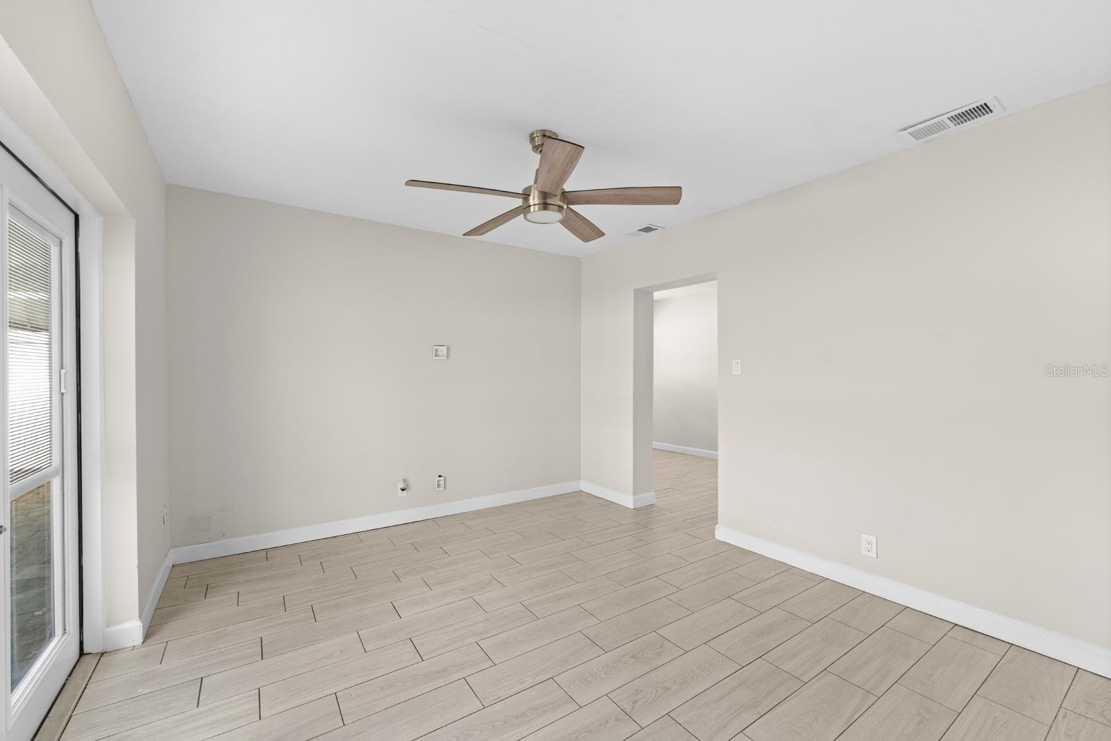 PINE CREST VILLA ADD 5 - Residential