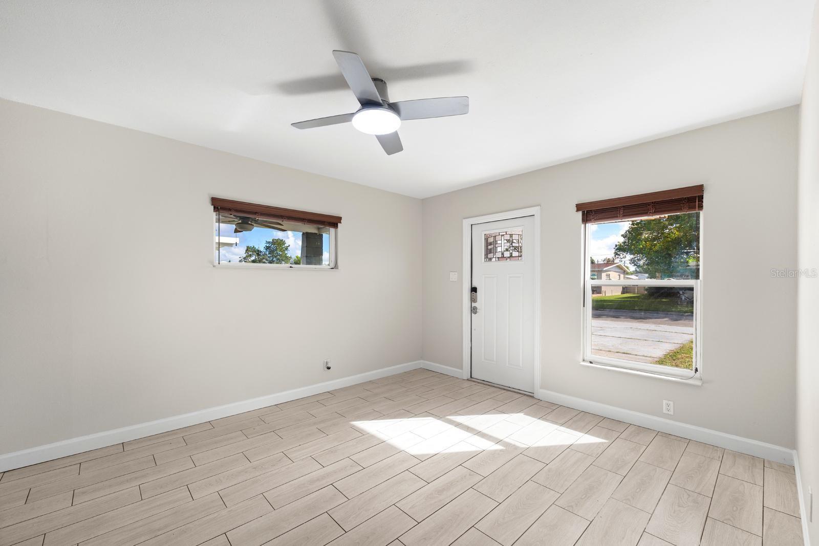 PINE CREST VILLA ADD 5 - Residential