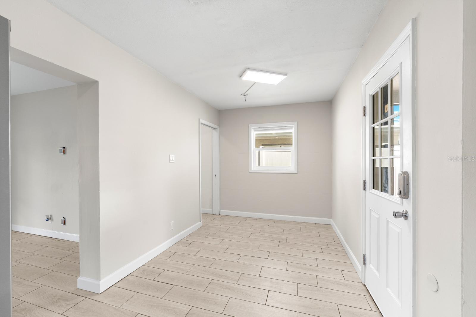 PINE CREST VILLA ADD 5 - Residential