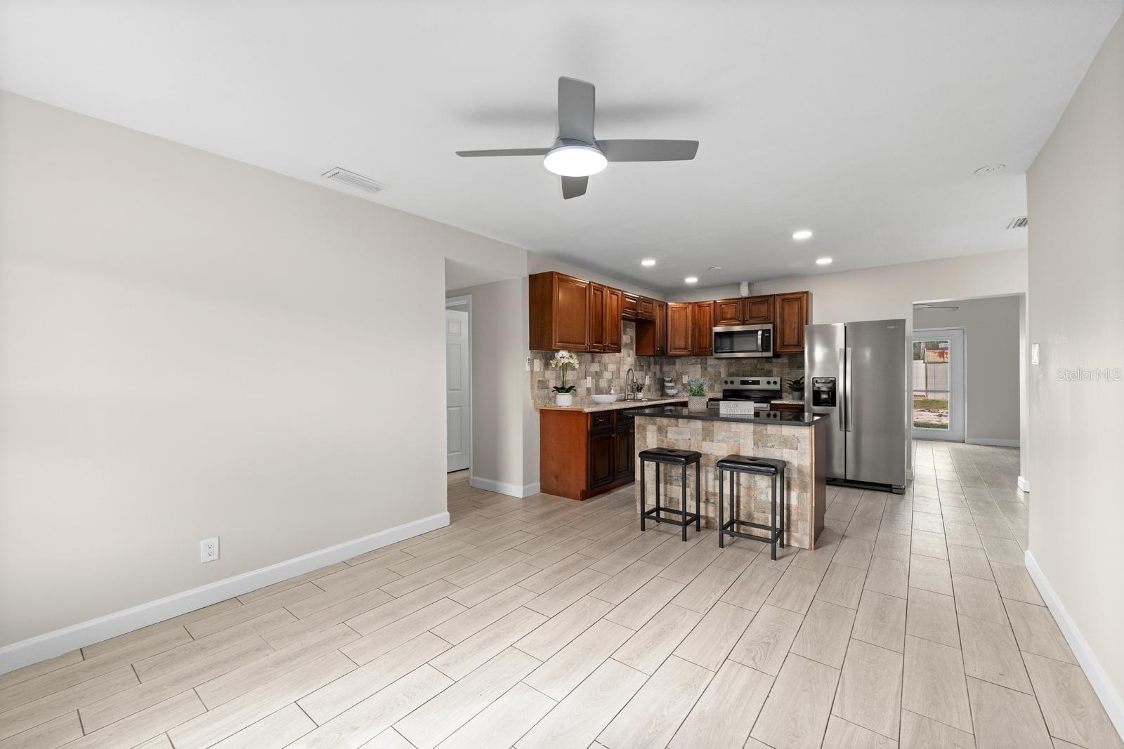 PINE CREST VILLA ADD 5 - Residential