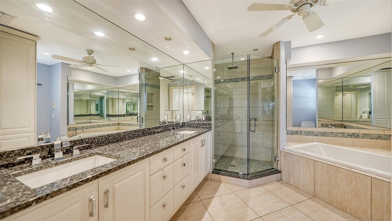 RIEGELS LANDING - Residential