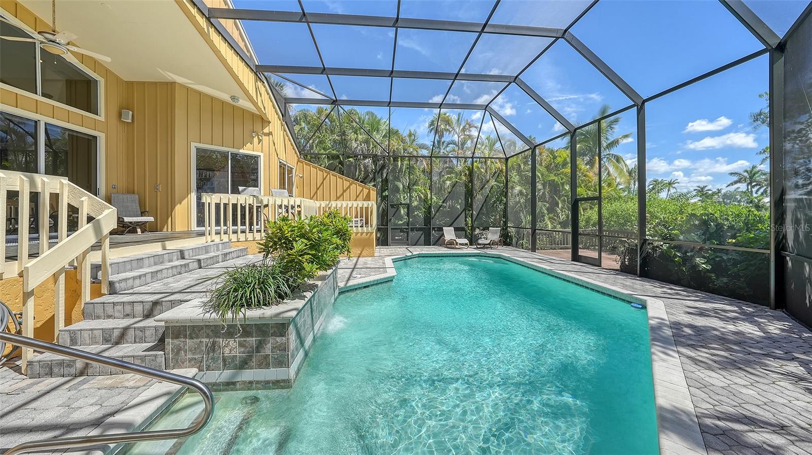 RIEGELS LANDING - Residential