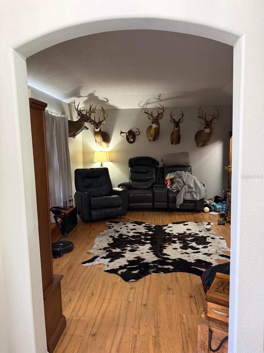 ACREAGE & UNREC - Residential