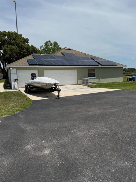 Tiny photo for 41430 Roger Giles Road, Umatilla, FL 32784 (MLS # G5112109)
