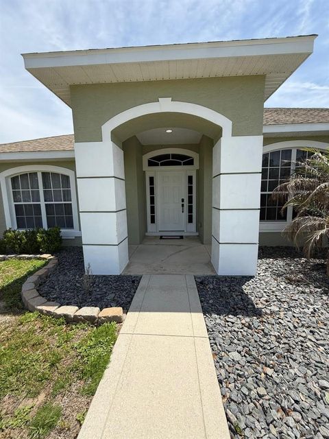 Tiny photo for 41430 Roger Giles Road, Umatilla, FL 32784 (MLS # G5112109)
