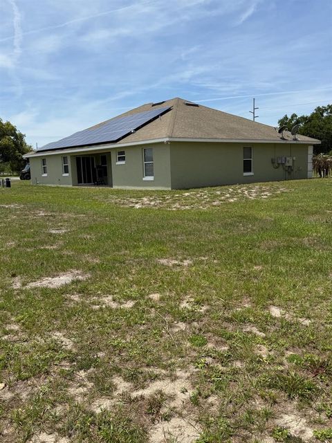 Tiny photo for 41430 Roger Giles Road, Umatilla, FL 32784 (MLS # G5112109)