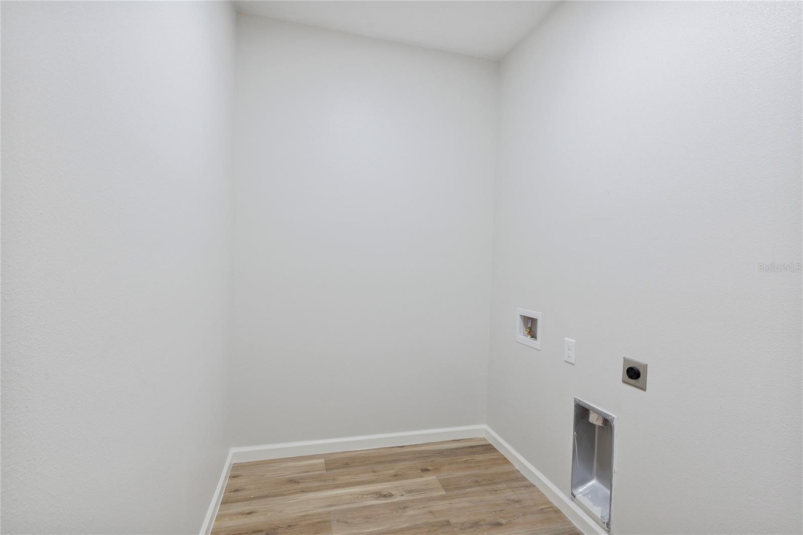 INGLEWOOD PARK ADD 1 - Residential