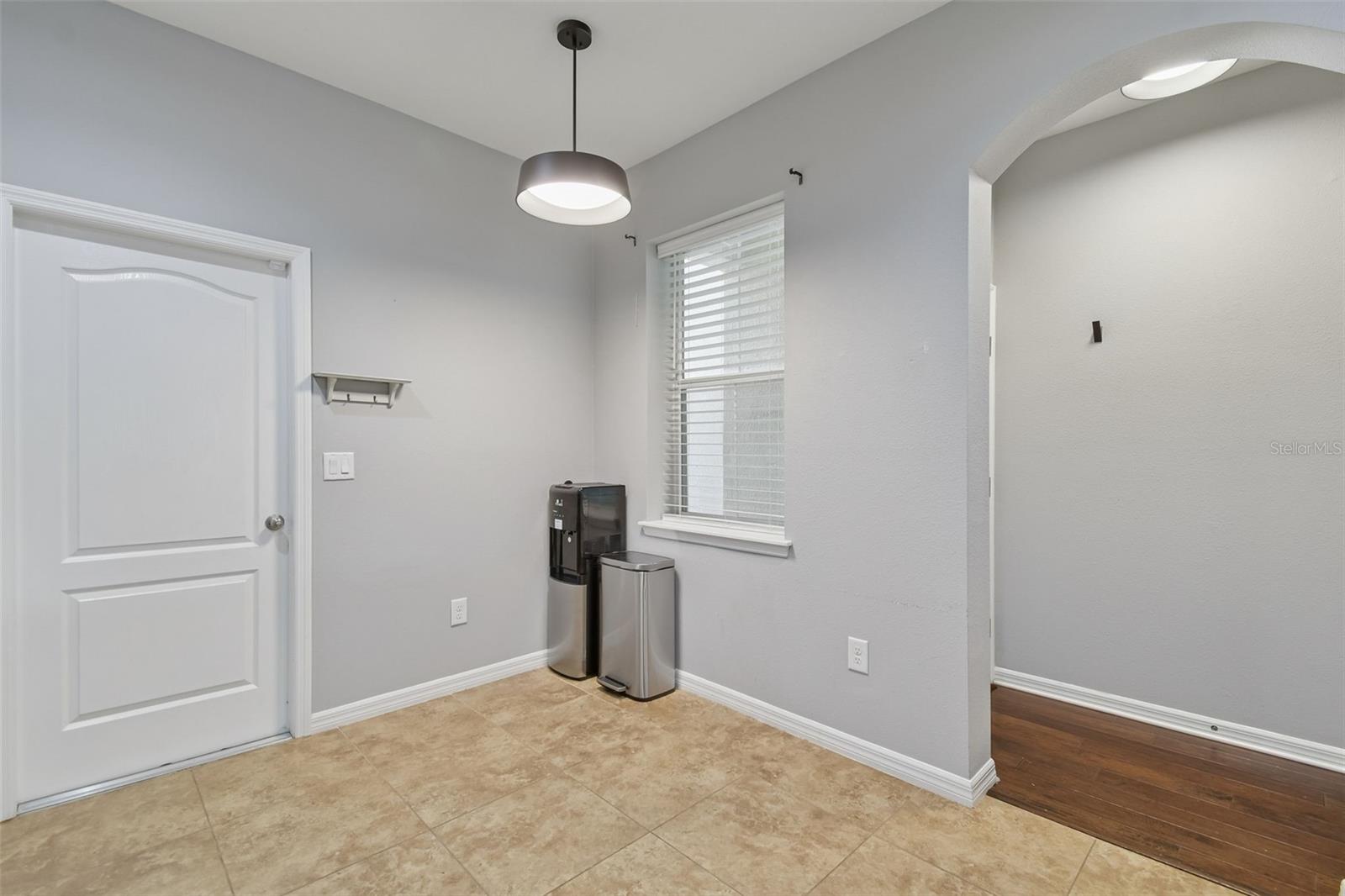 BROADWAY CENTRE TWNHMS - Residential