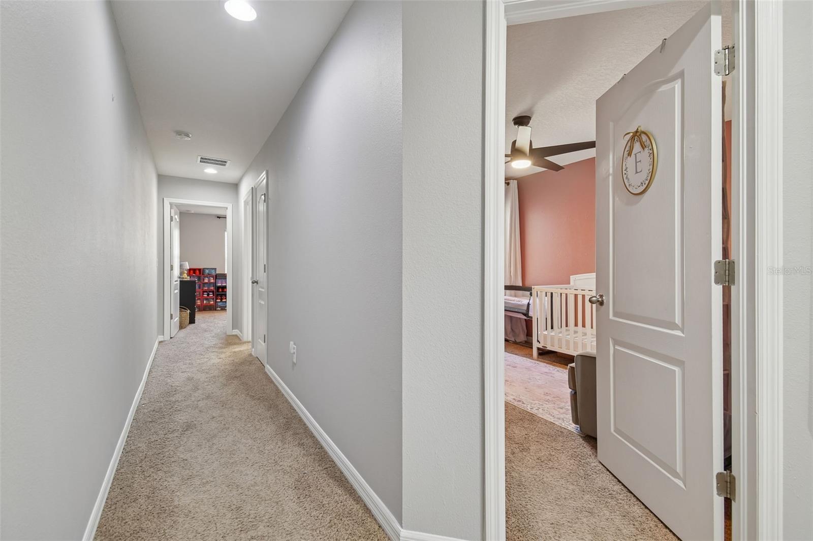 BROADWAY CENTRE TWNHMS - Residential