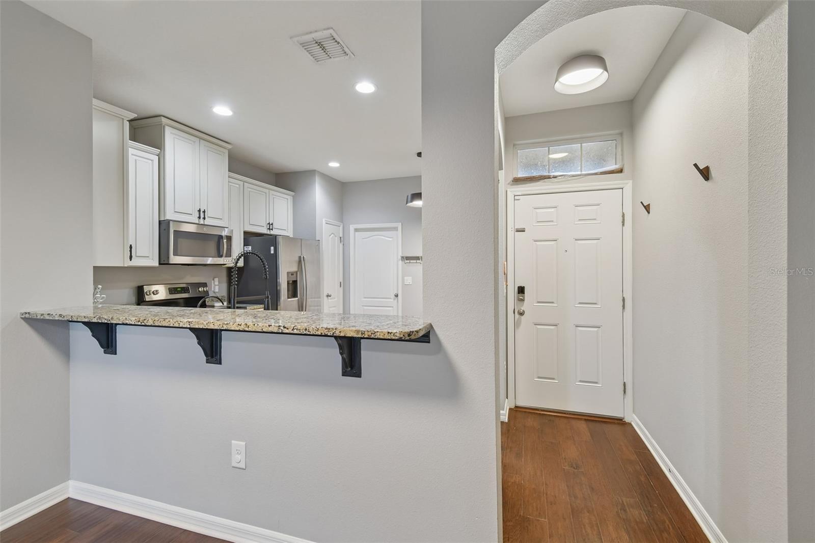 BROADWAY CENTRE TWNHMS - Residential