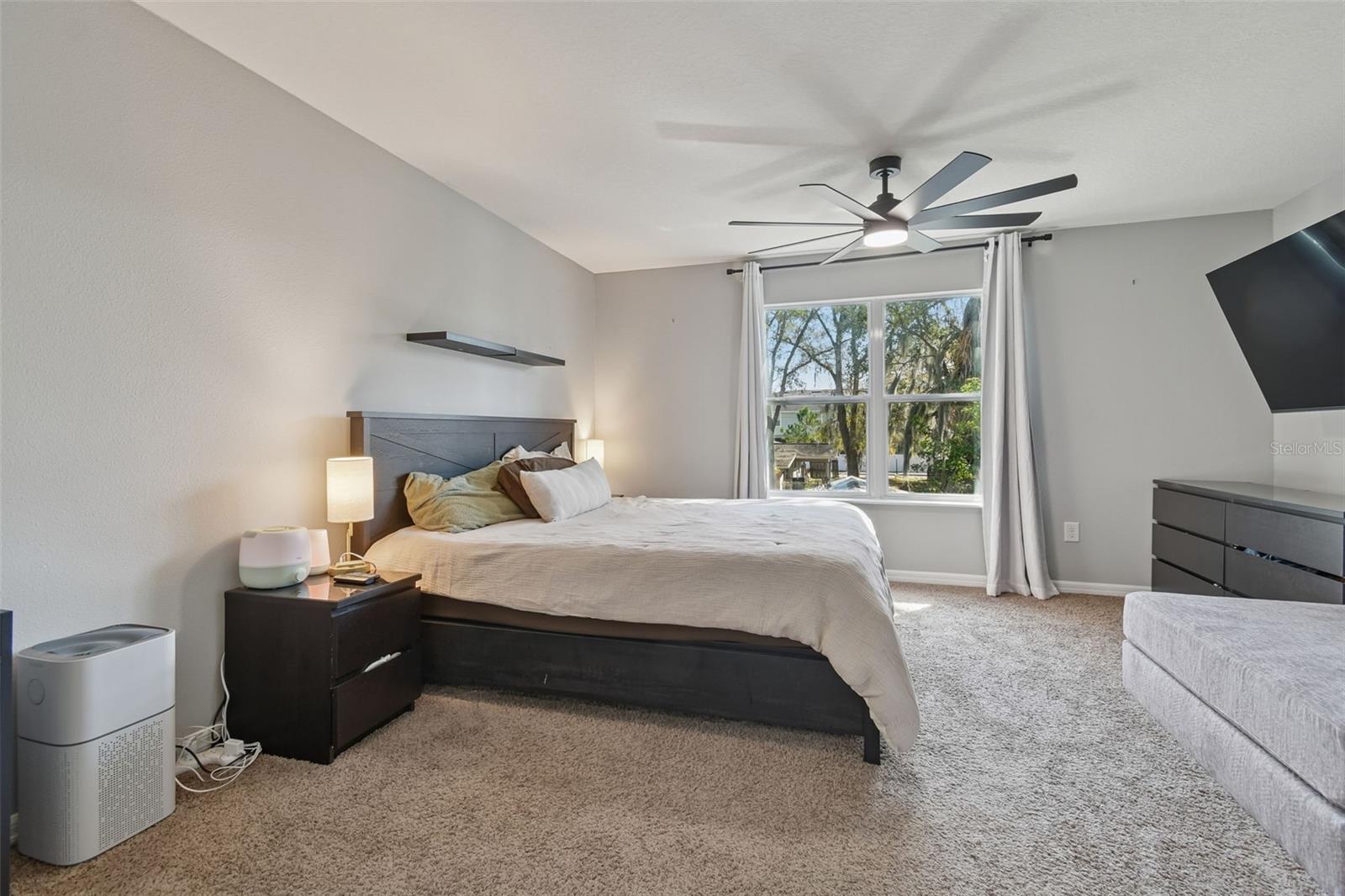 BROADWAY CENTRE TWNHMS - Residential