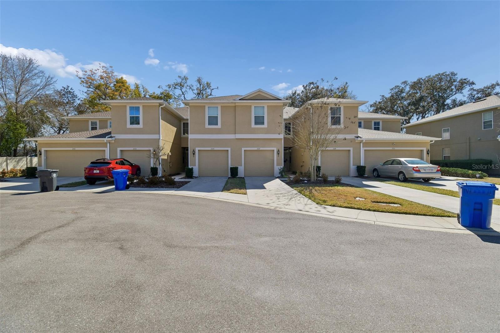 BROADWAY CENTRE TWNHMS - Residential