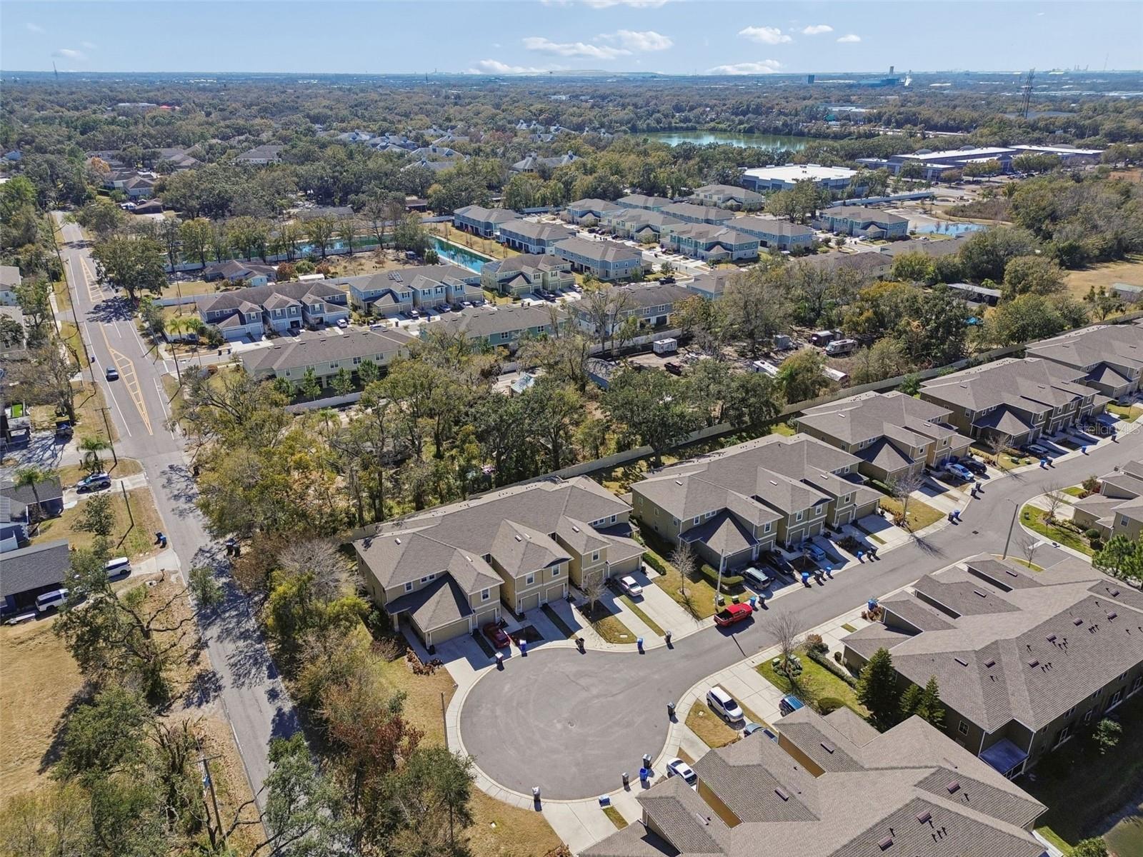 BROADWAY CENTRE TWNHMS - Residential