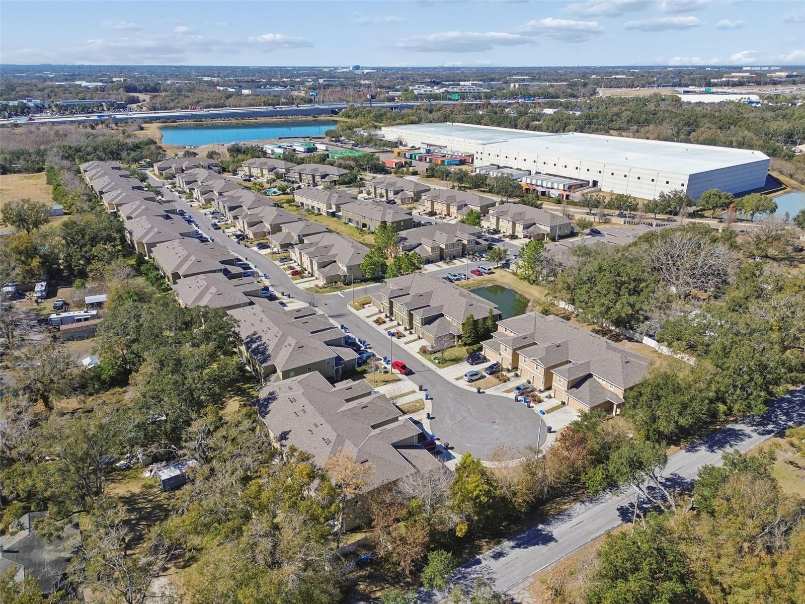 BROADWAY CENTRE TWNHMS - Residential