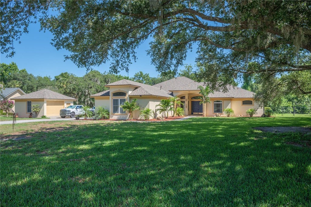 Photo of 6617 Poley Creek Drive W, Lakeland, FL 33811 (MLS # L4962576)