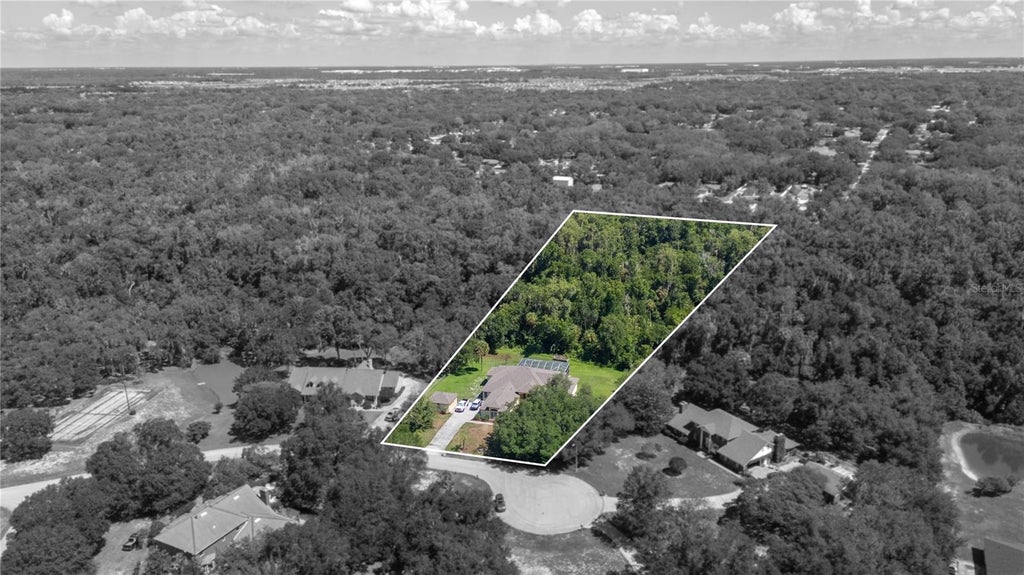 Photo of 6617 Poley Creek Drive W, Lakeland, FL 33811 (MLS # L4962576)