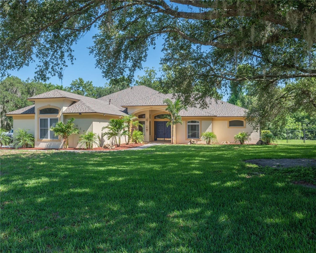 Photo of 6617 Poley Creek Drive W, Lakeland, FL 33811 (MLS # L4962576)