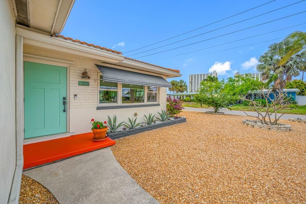 Photo of 1401 Island Drive S, South Pasadena, FL 33707 (MLS # TB8520875)