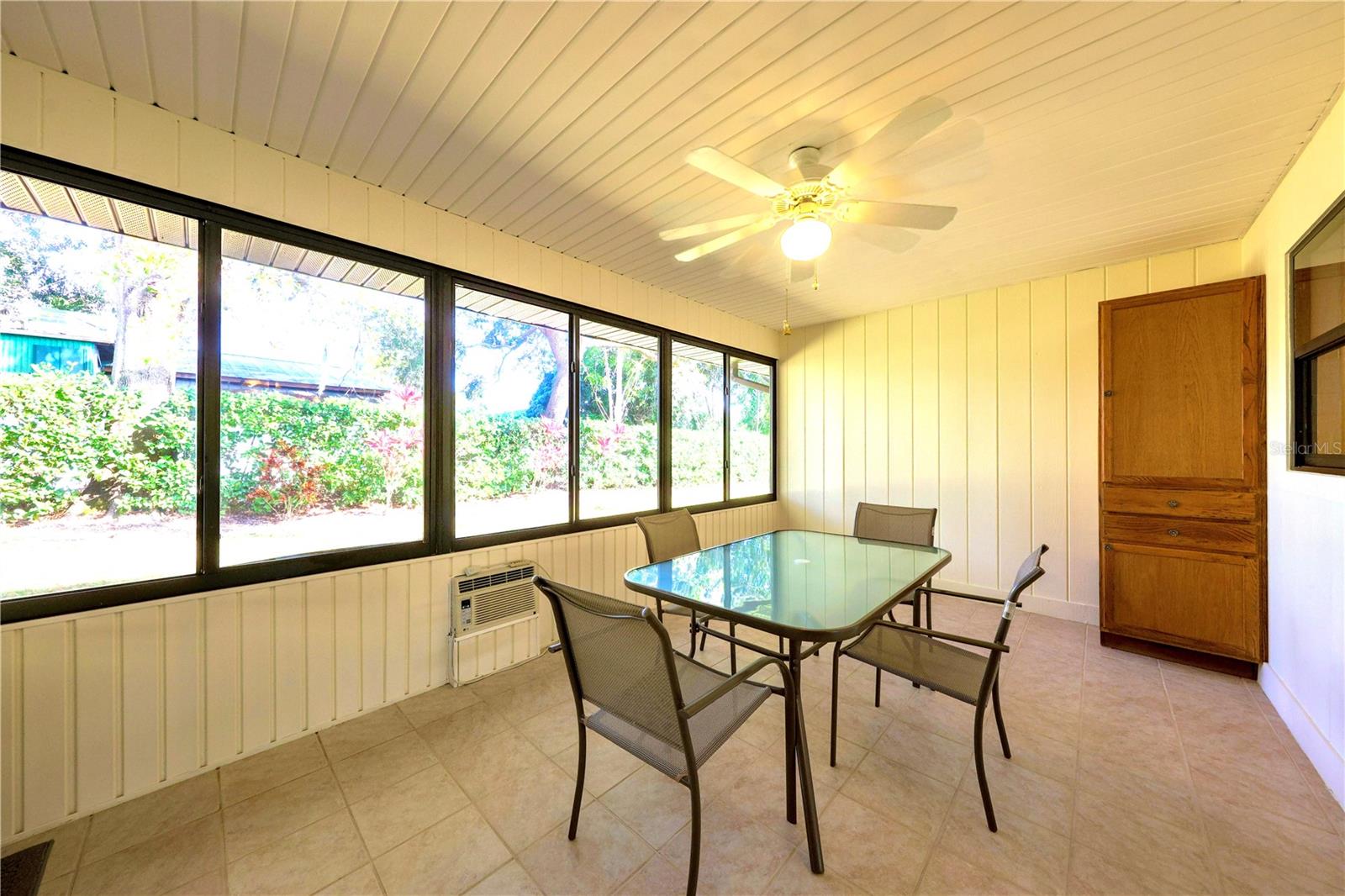 HIDDEN CRK VLS - Residential