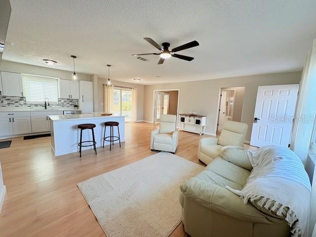 SPRUCE CRK SOUTH 09 - Residential