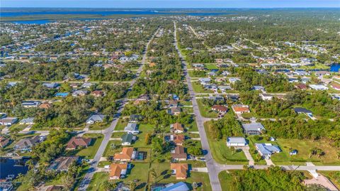 A home in PORT CHARLOTTE