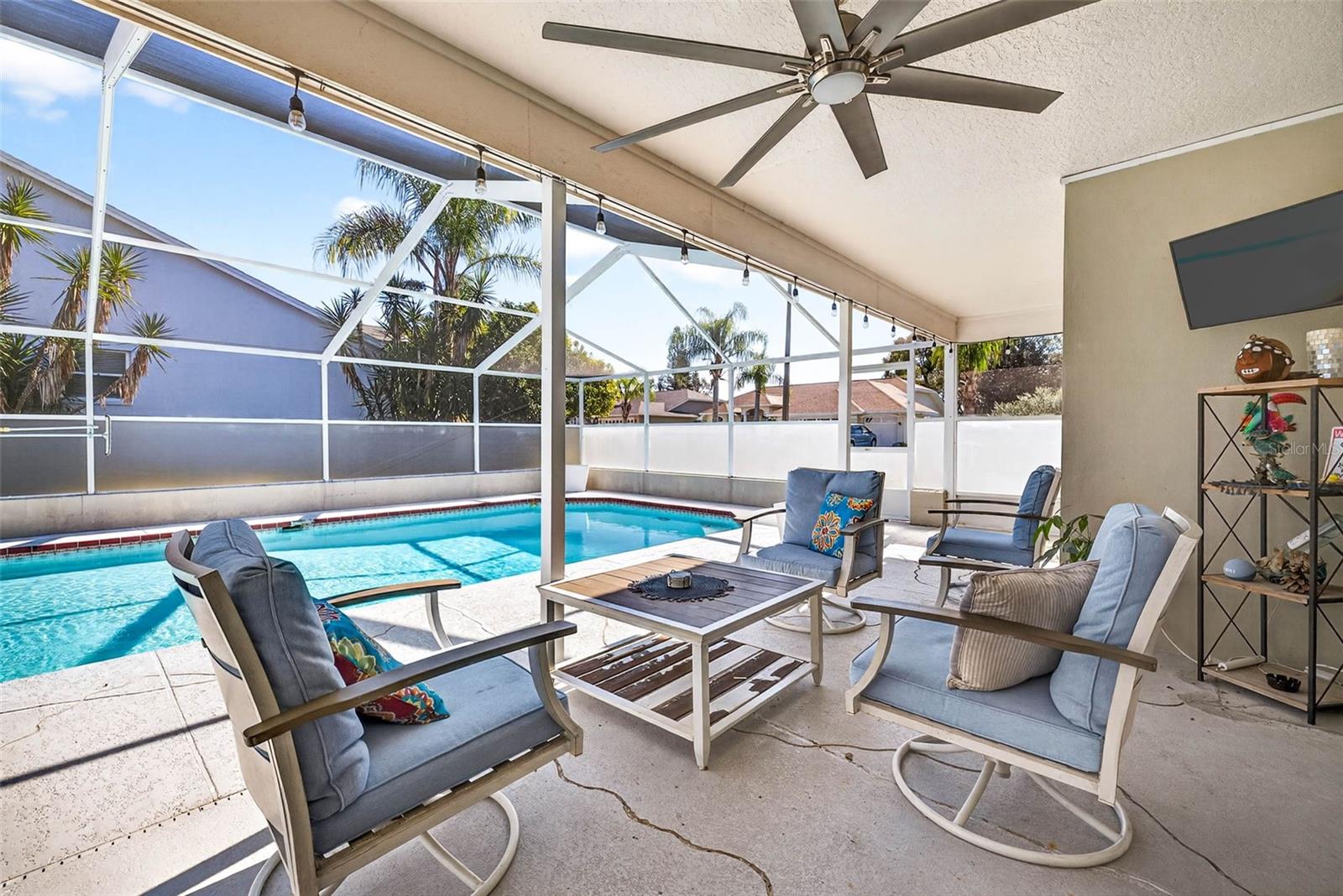 THE ESTATES - Residential