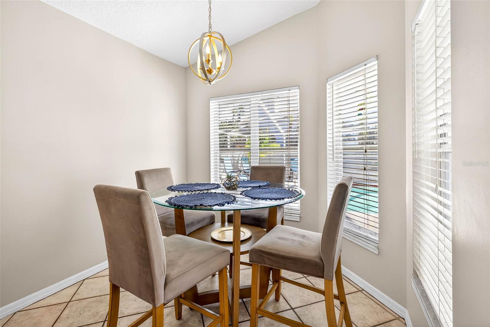 THE ESTATES - Residential